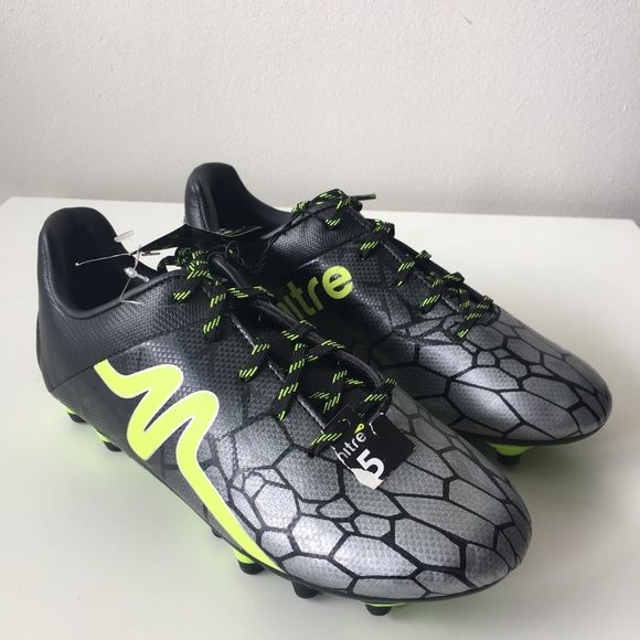 soccer cleats size 5